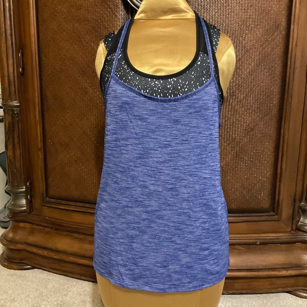Lululemon athletica sports bra tank sz 8